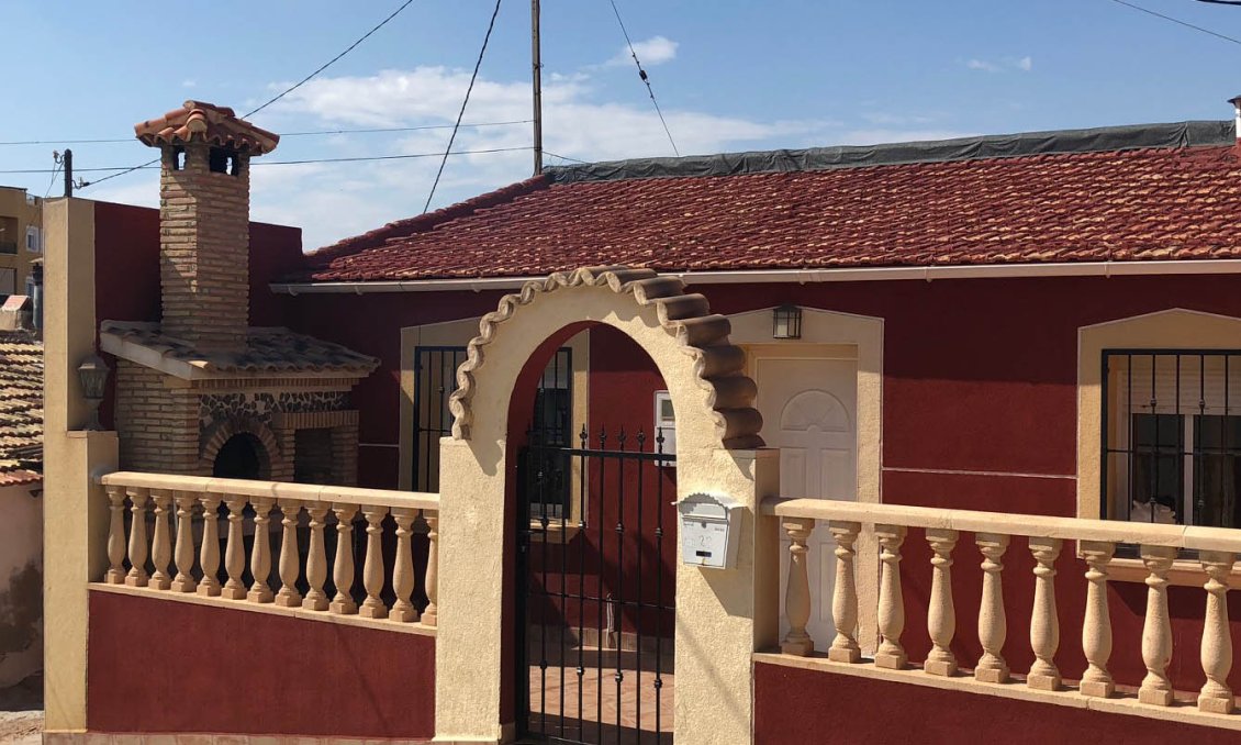 Resale - Semi Detached -
San Miguel de Salinas - Inland