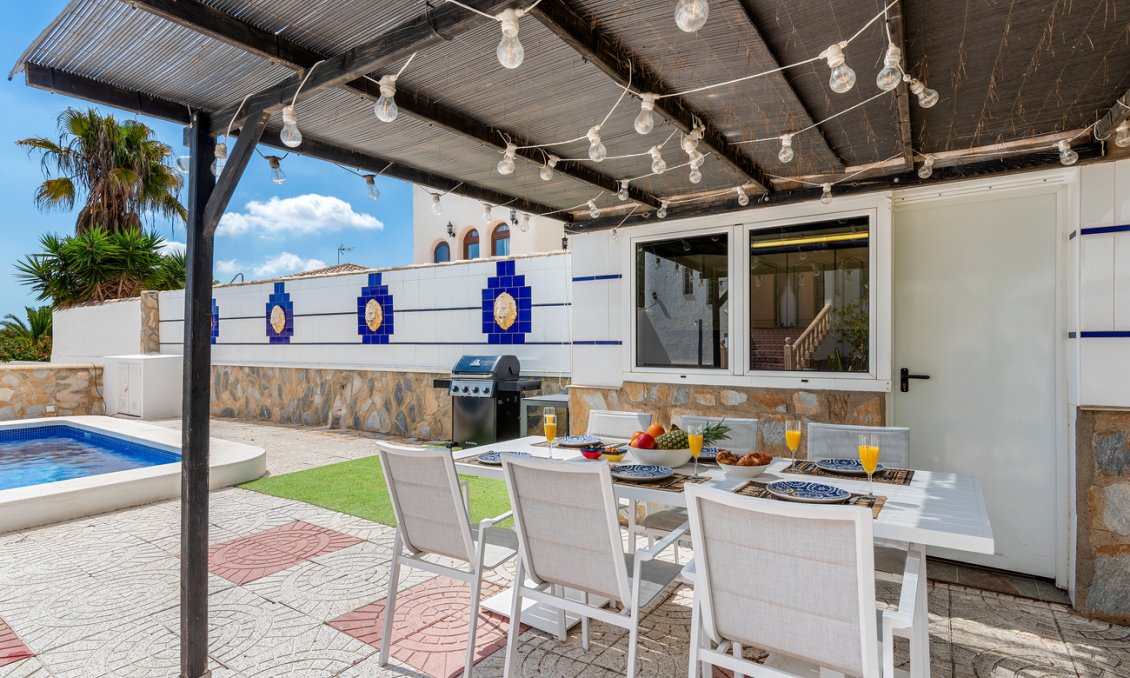 Segunda mano - Villa -
Pinar de Campoverde - Costa Blanca