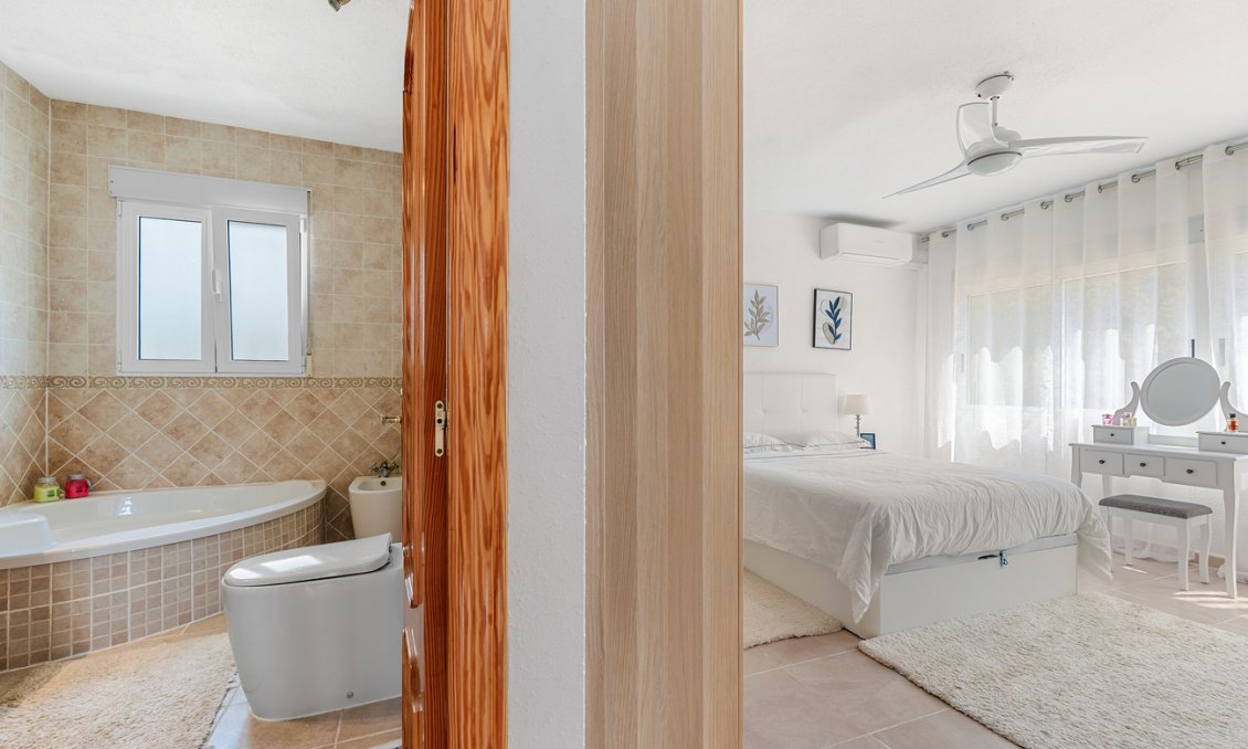 Segunda mano - Villa -
Pinar de Campoverde - Costa Blanca