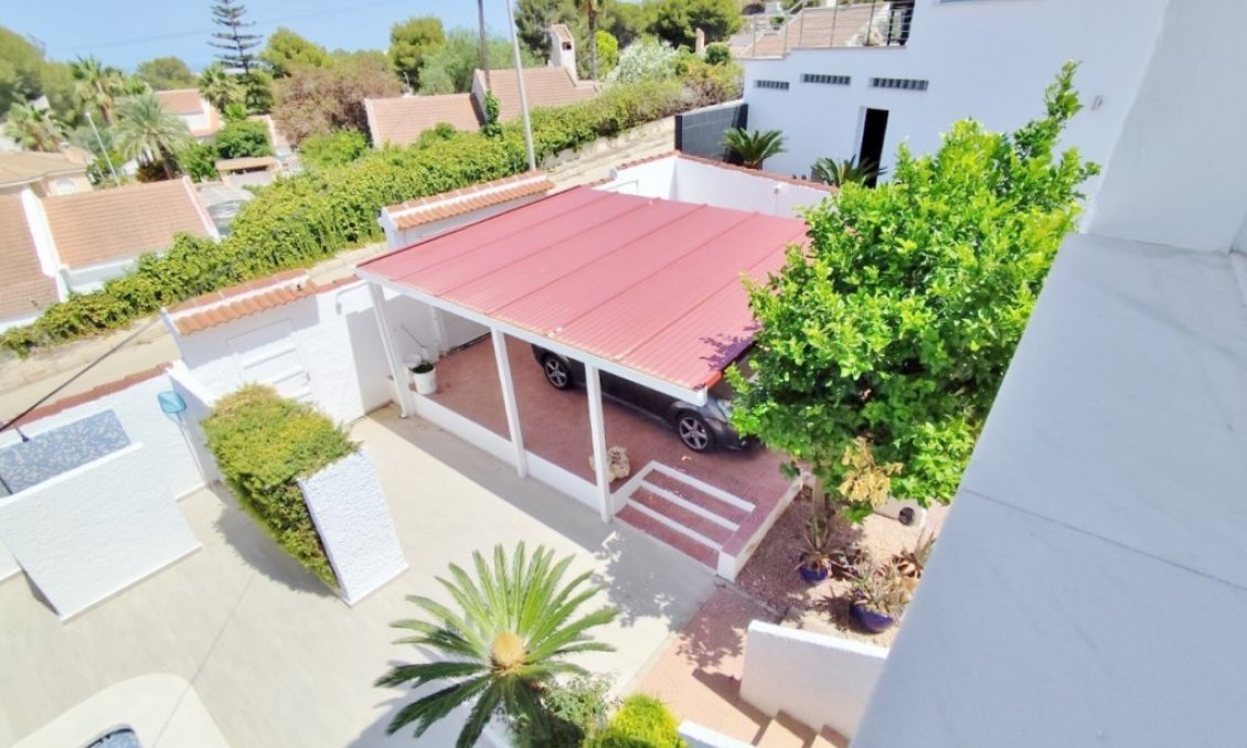 Resale - Villa -
San Miguel de Salinas - Inland
