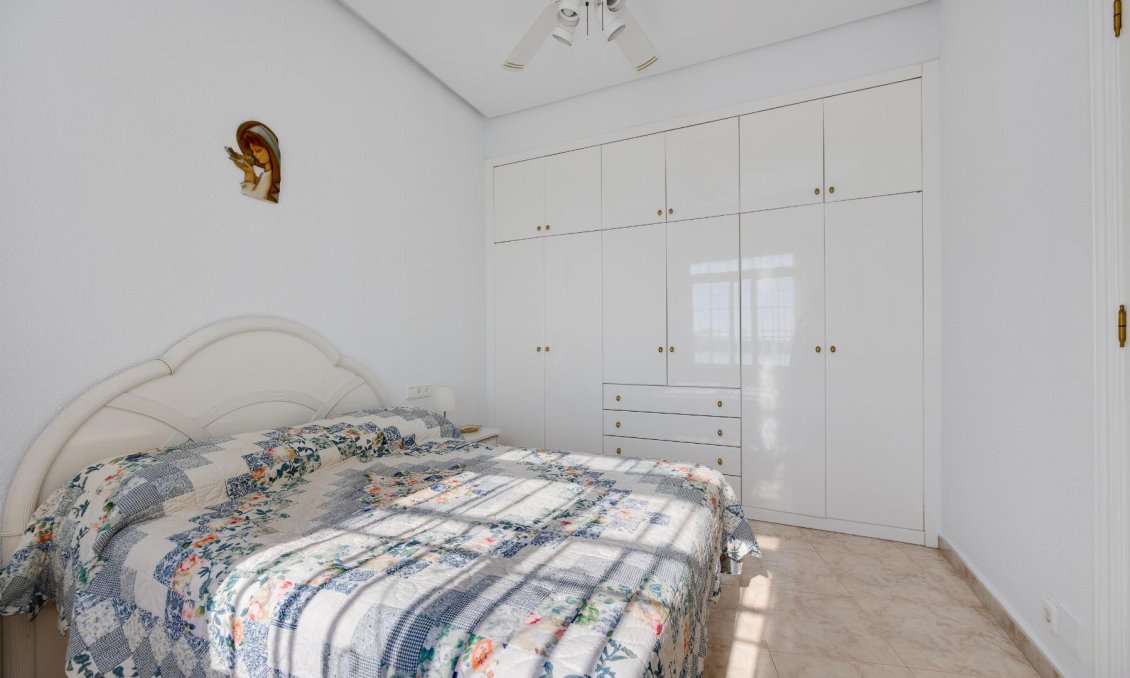 Revânzare - Apartament -
Torrevieja - Costa Blanca