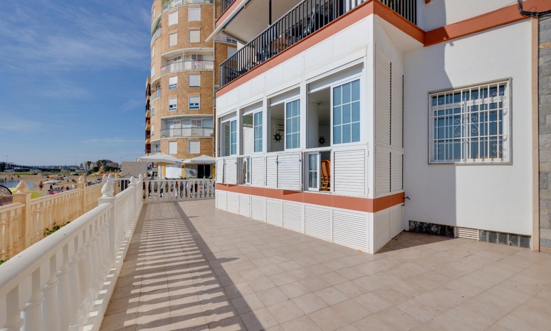 Revânzare - Apartament -
Torrevieja - Costa Blanca