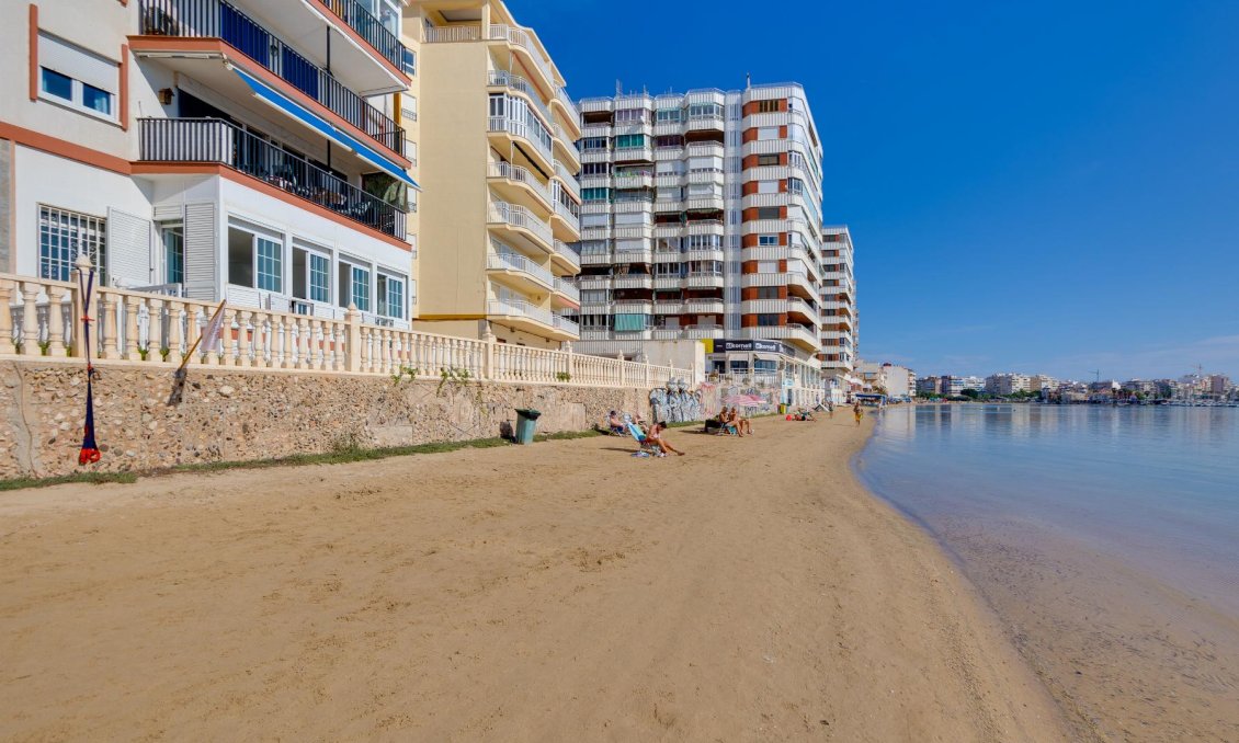 Revânzare - Apartament -
Torrevieja - Costa Blanca