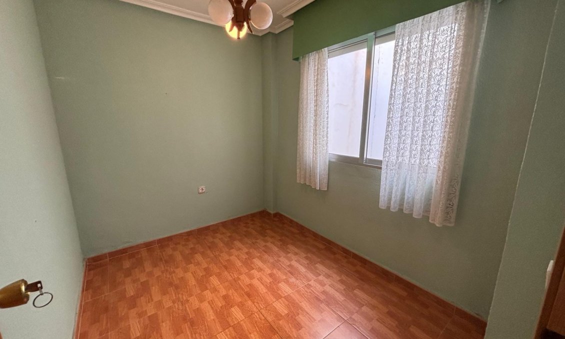 Resale - Penthouse -
Torrevieja - Playa de los Locos