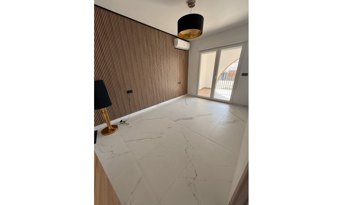 Wiederverkauf - Apartment Penthouse -
Torrevieja - Costa Blanca