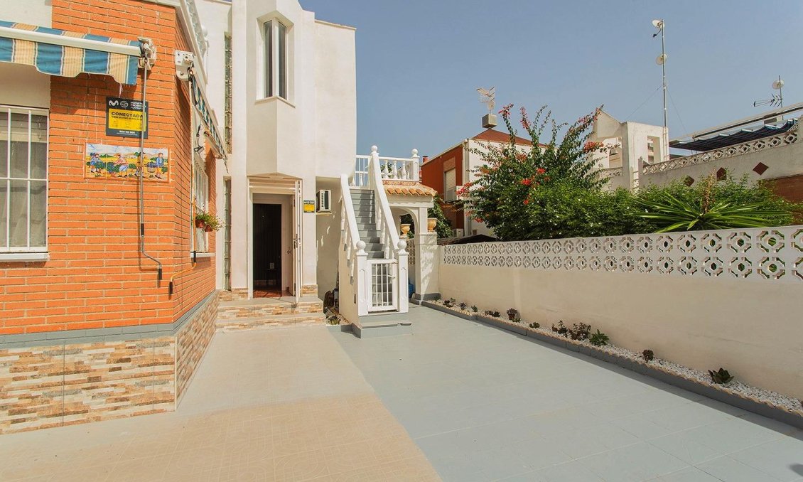 Resale - Semi Detached -
Orihuela - Urbanización Perla Del Mar