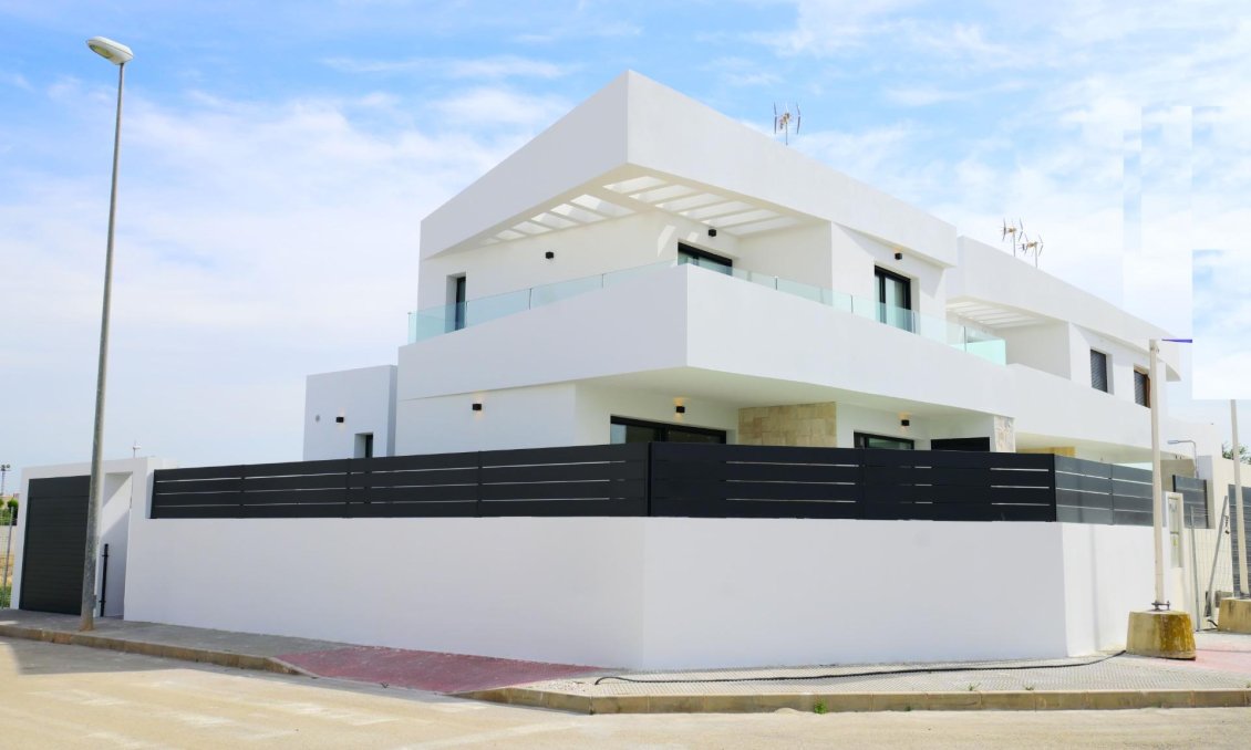 Neue Gebäude - Villa -
Dolores - polideportivo