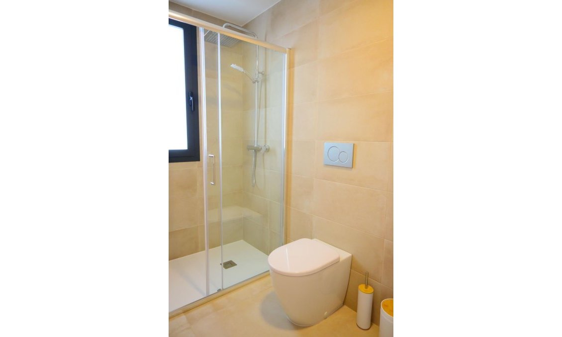 Neue Gebäude - Villa -
Dolores - polideportivo