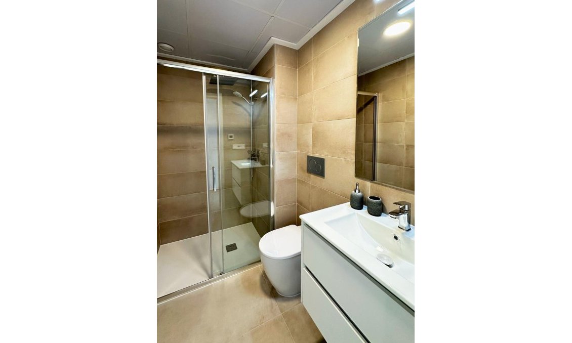 Neue Gebäude - Villa -
Dolores - polideportivo