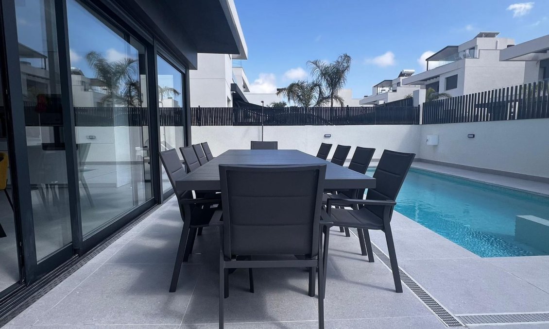 Resale - Villa -
Algorfa - Inland