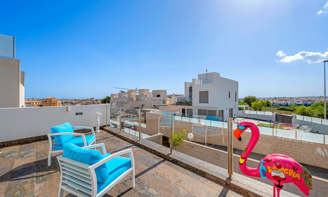 Wiederverkauf - Villa -
Orihuela - Inland