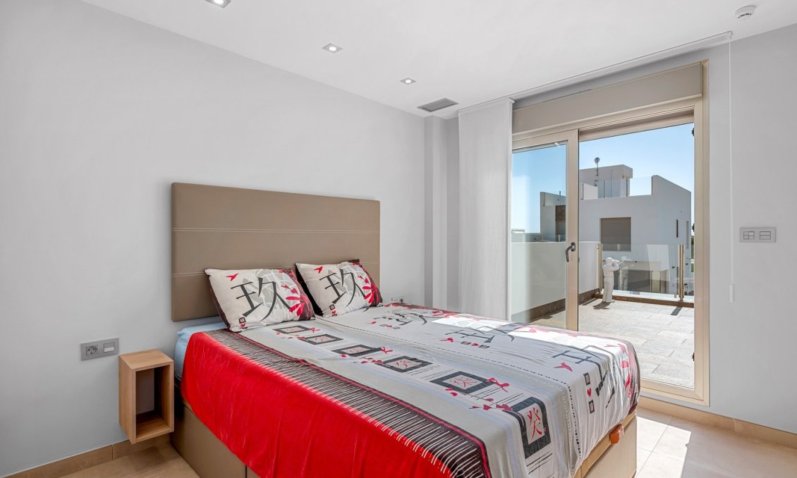 Wiederverkauf - Villa -
Orihuela - Inland