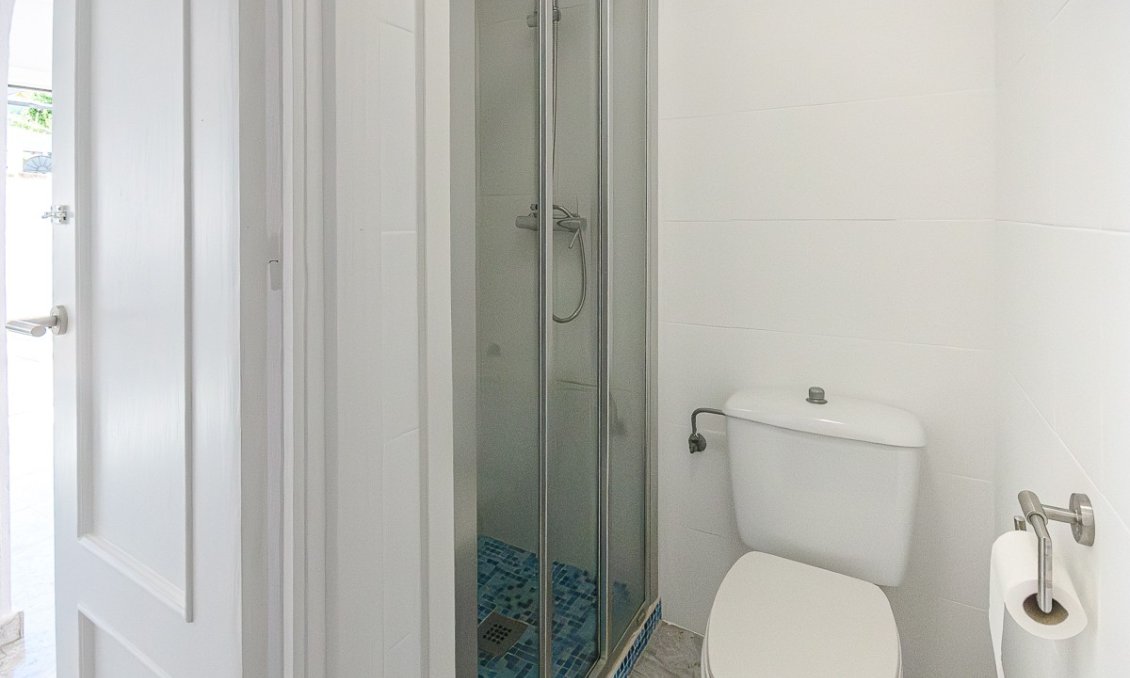 Resale - Villa -
San Miguel de Salinas - Inland