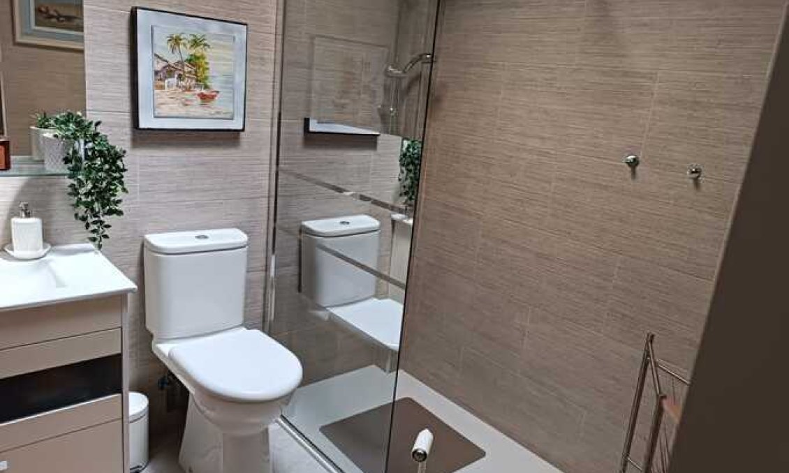 Resale - Villa -
Daya Nueva - Costa Blanca