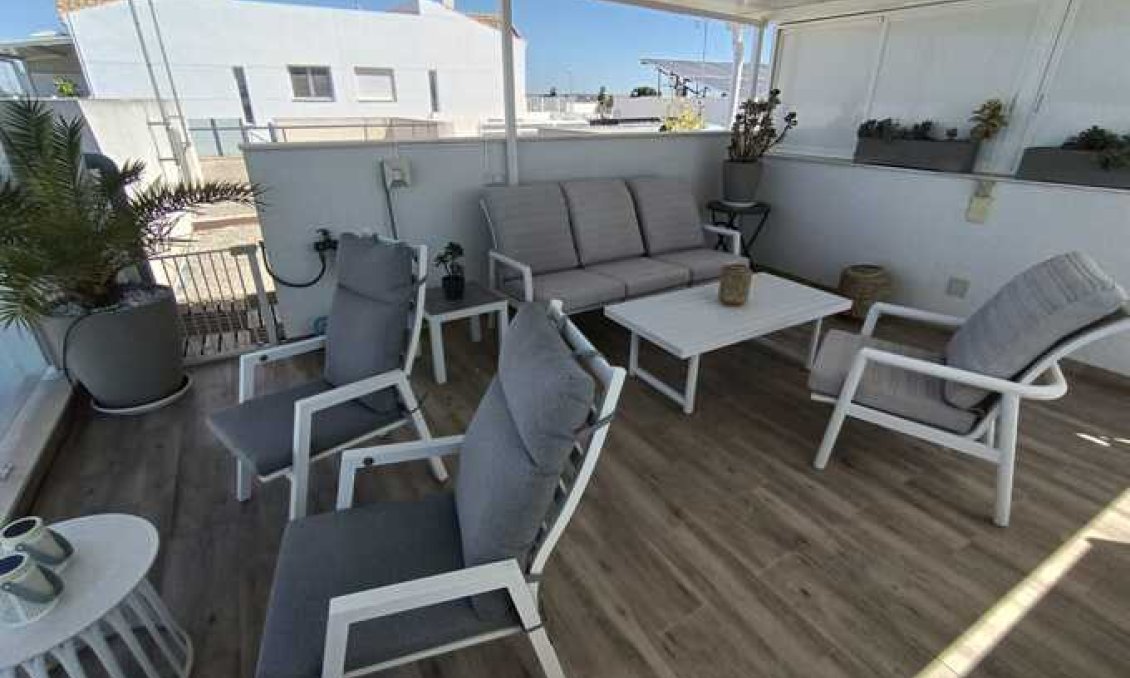 Resale - Villa -
Daya Nueva - Costa Blanca