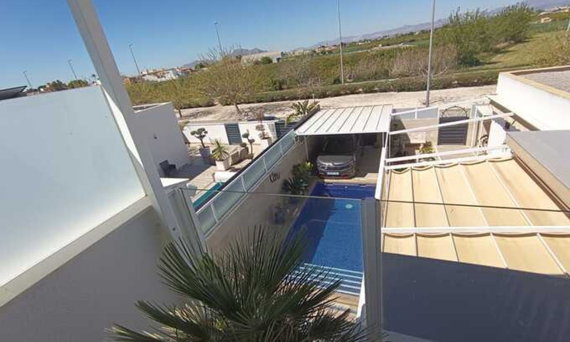 Resale - Villa -
Daya Nueva - Costa Blanca