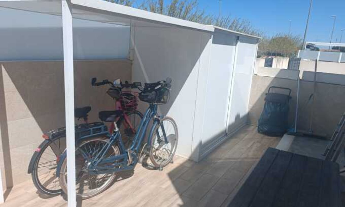 Resale - Villa -
Daya Nueva - Costa Blanca