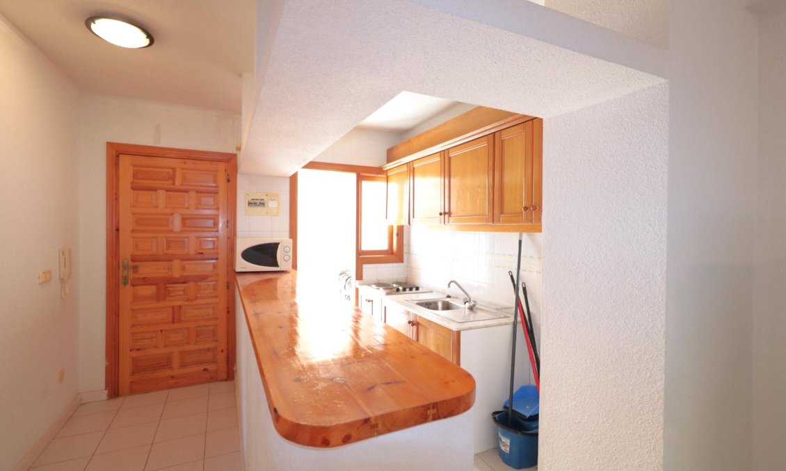Resale - Apartment -
Torrevieja - La Veleta