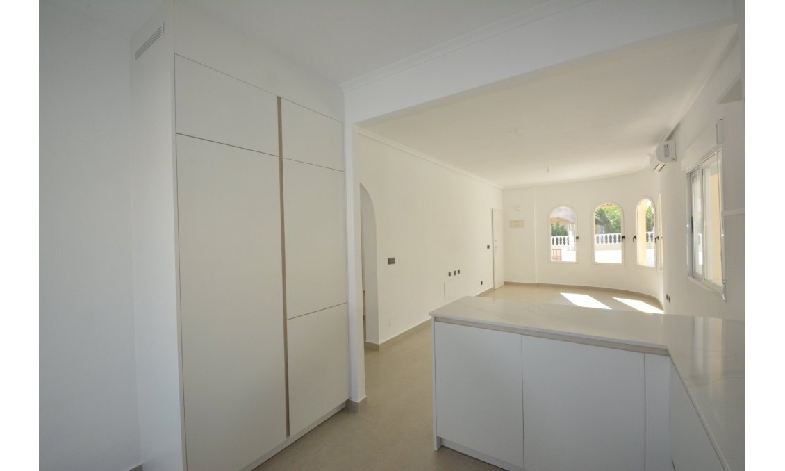 Resale - Villa -
Algorfa - Inland