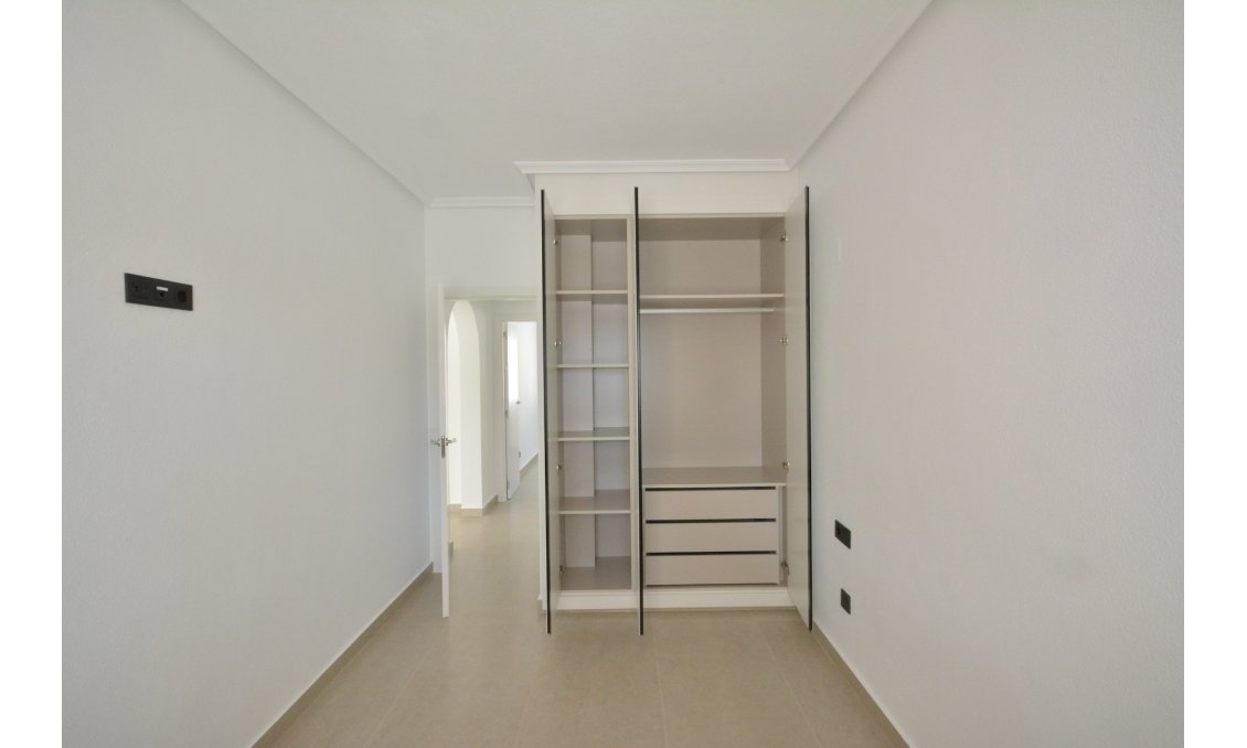 Resale - Villa -
Algorfa - Inland