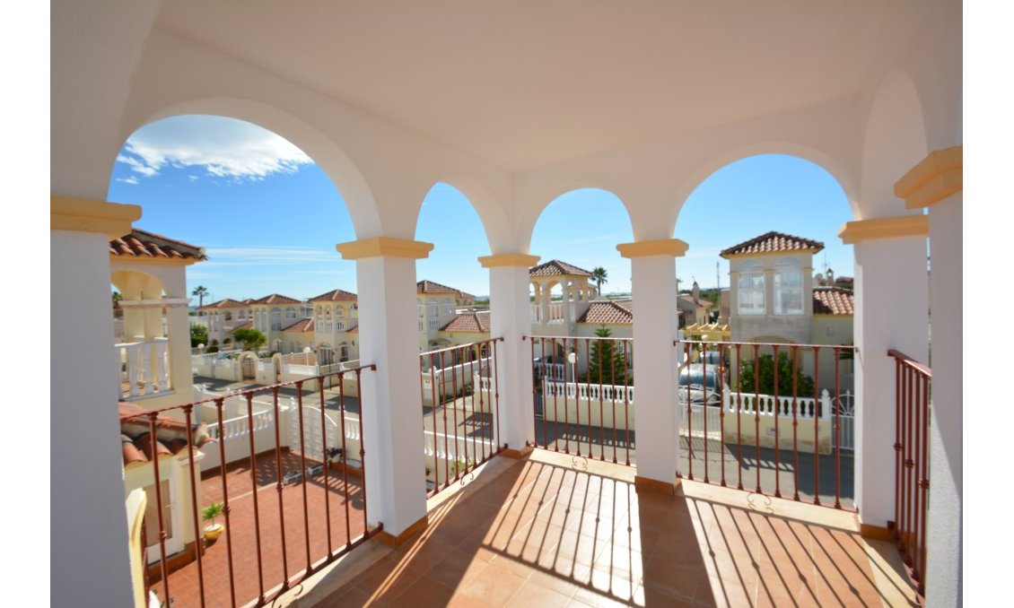 Resale - Villa -
Algorfa - Inland