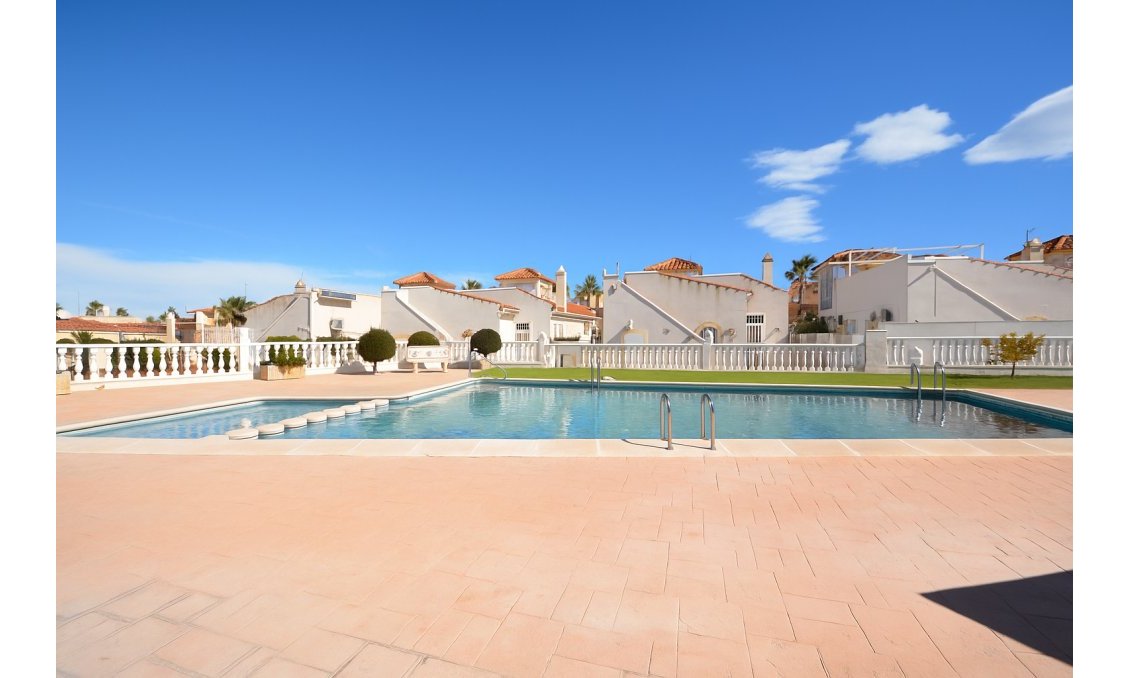 Resale - Villa -
Algorfa - Inland