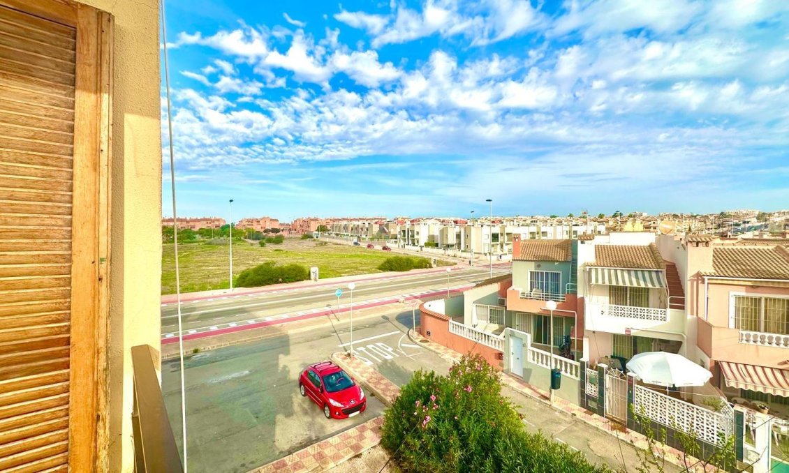 Resale - Apartment -
Torrevieja - Aguas Nuevas