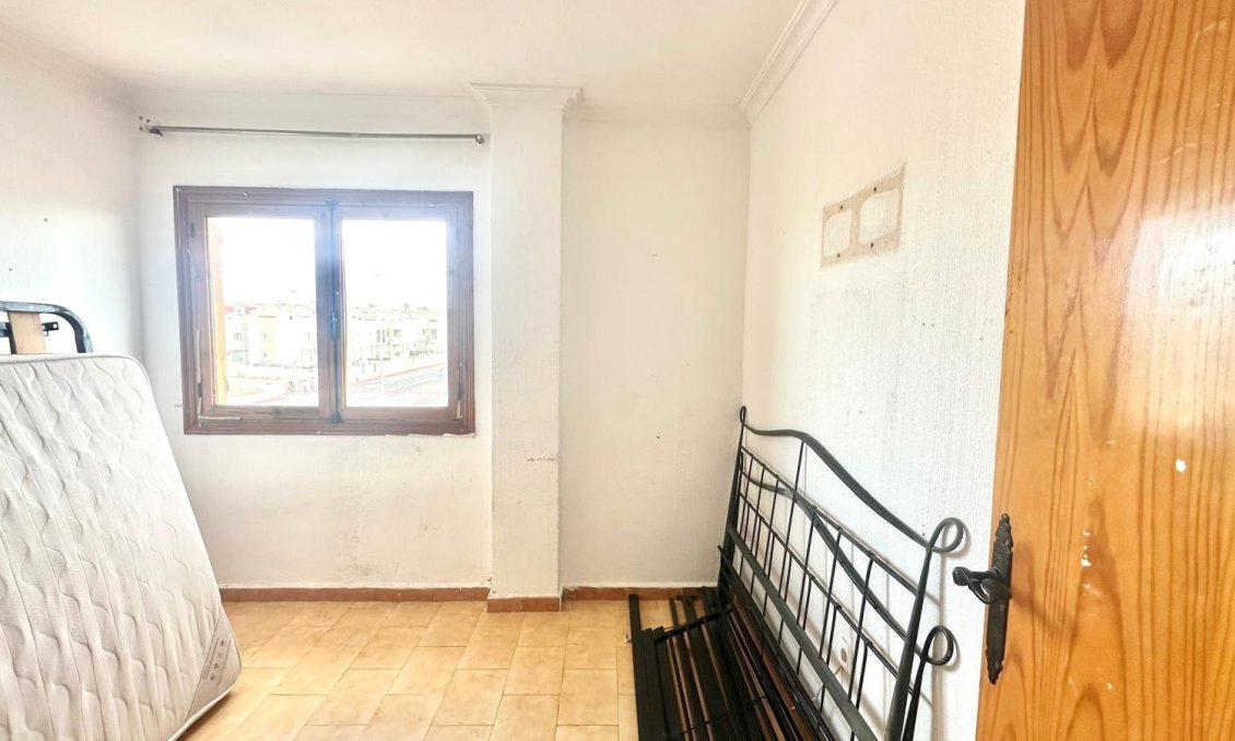 Resale - Apartment -
Torrevieja - Aguas Nuevas