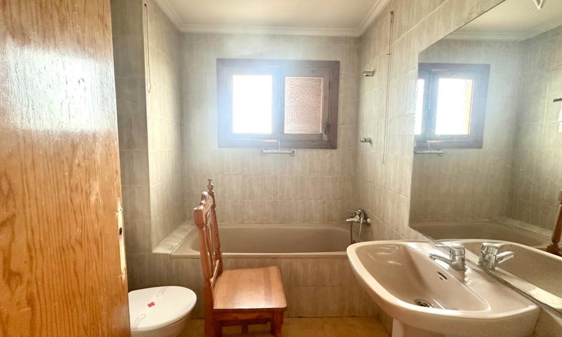 Resale - Apartment -
Torrevieja - Aguas Nuevas