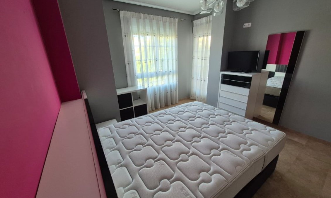 Resale - Apartment -
Crevillent - Inland