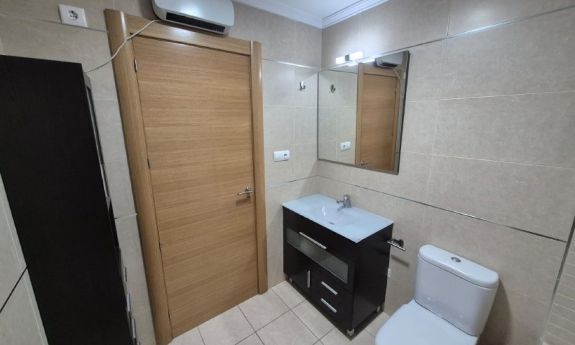 Resale - Apartment -
Crevillent - Inland