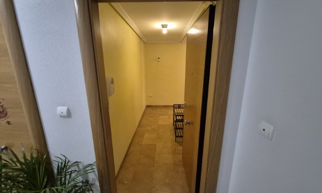 Resale - Apartment -
Crevillent - Inland