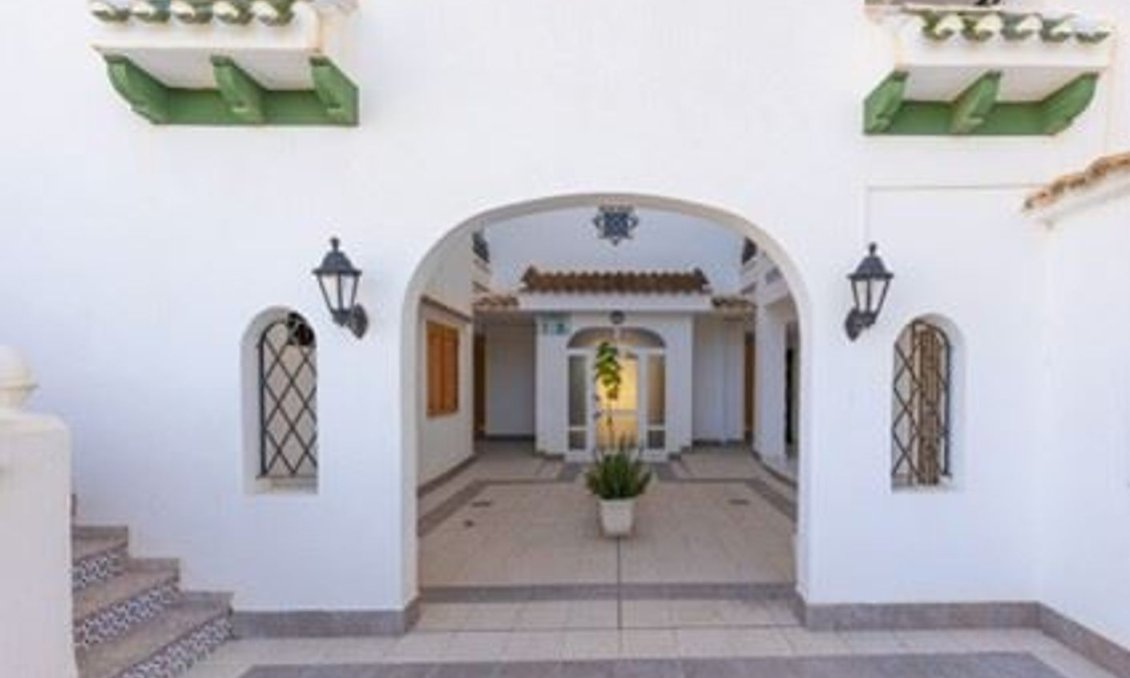 Resale - Apartment -
Torrevieja - Costa Blanca