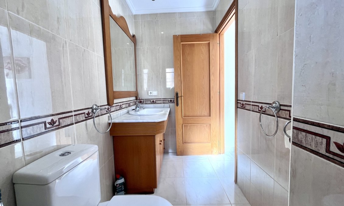 Resale - Villa -
La Zenia - Costa Blanca