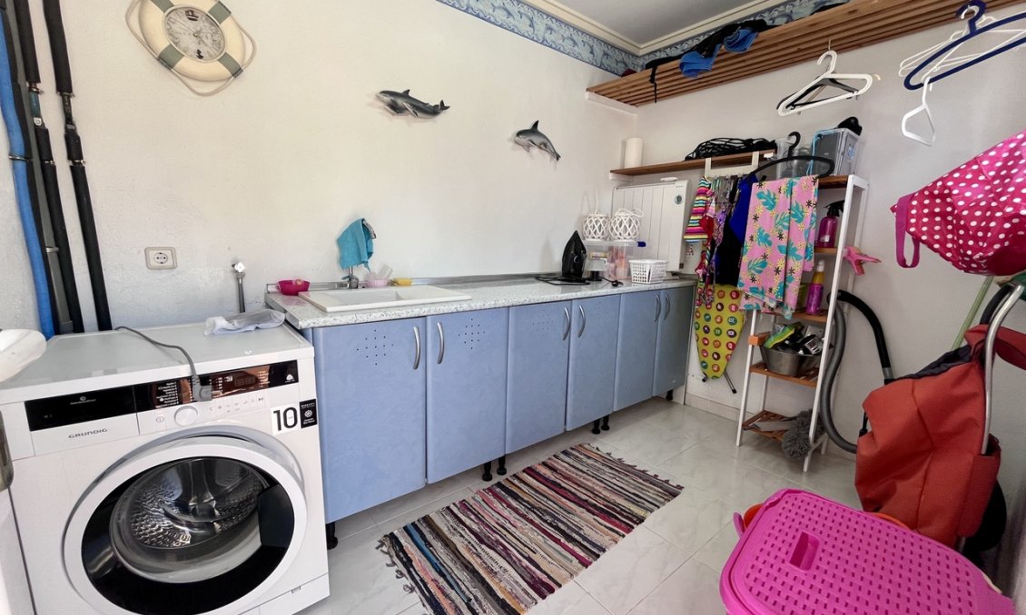 Resale - Villa -
La Zenia - Costa Blanca