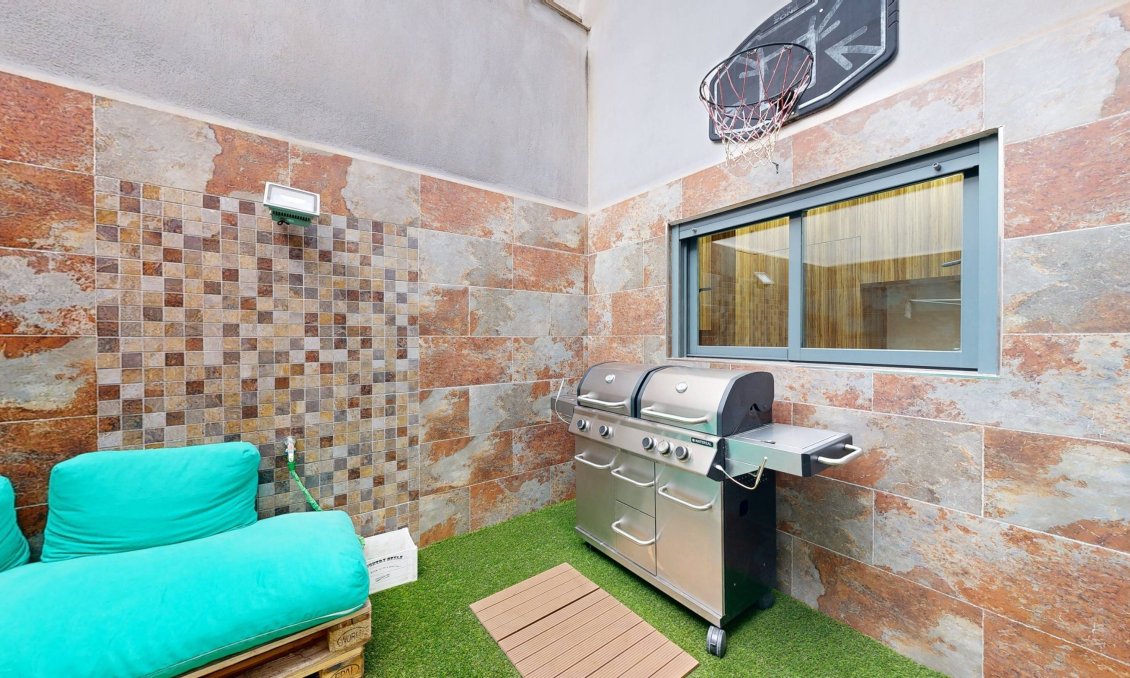 Wiederverkauf - Villa -
Molina De Segura - Torrealta