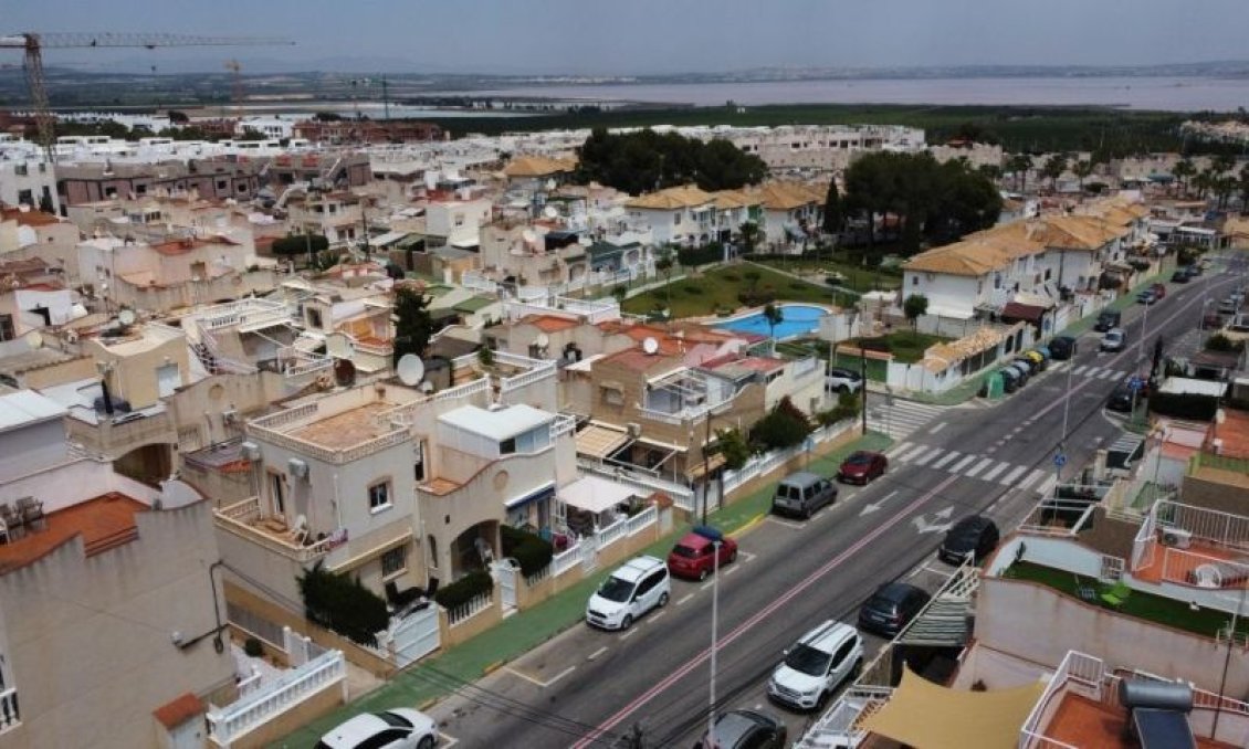 Resale - Duplex -
Torrevieja - Costa Blanca