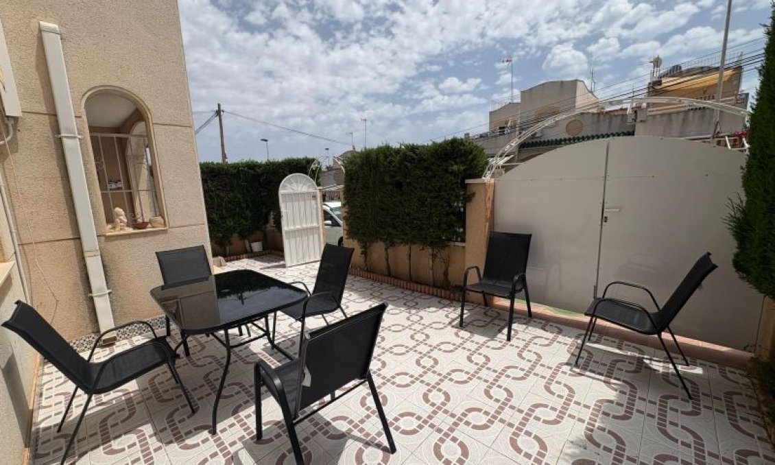 Resale - Duplex -
Torrevieja - Costa Blanca