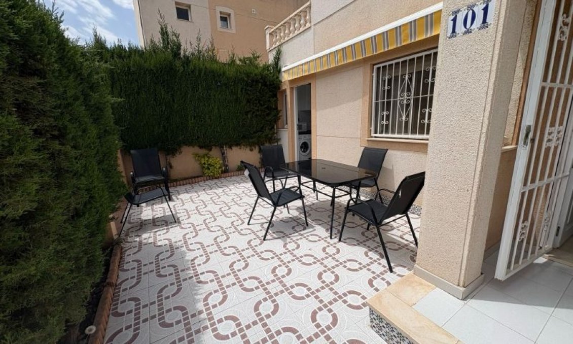 Resale - Duplex -
Torrevieja - Costa Blanca