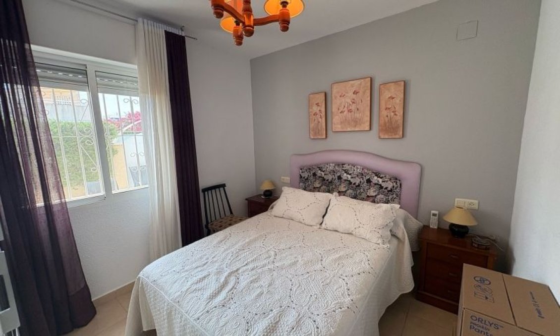 Resale - Duplex -
Torrevieja - Costa Blanca