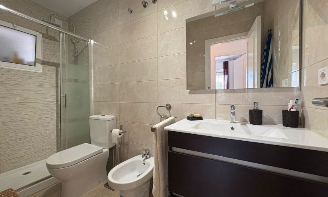 Resale - Duplex -
Torrevieja - Costa Blanca