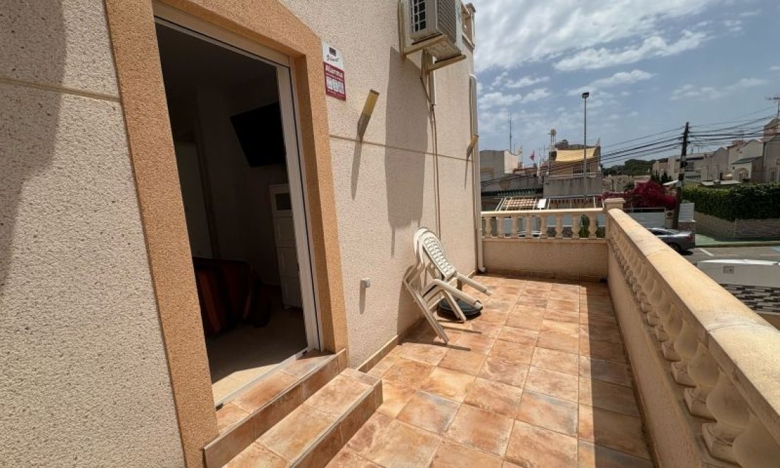 Resale - Duplex -
Torrevieja - Costa Blanca