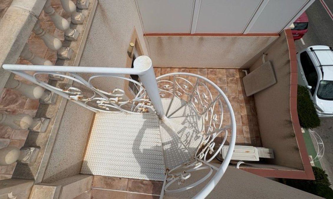Resale - Duplex -
Torrevieja - Costa Blanca