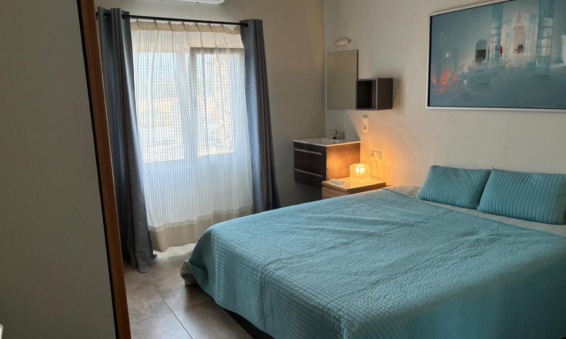 Resale - Villa -
Crevillent - Costa Blanca