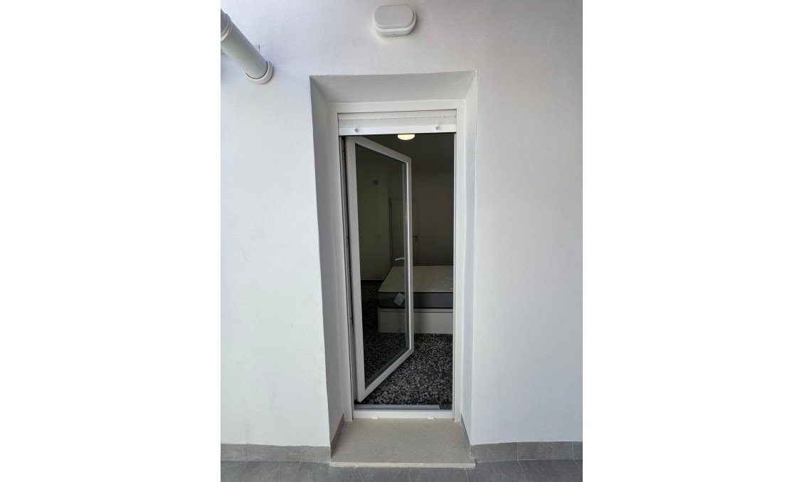 Resale - Apartment -
Torrevieja - Centro