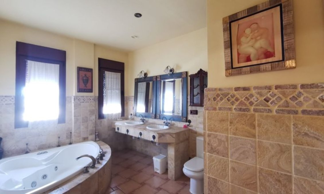 Resale - Villa -
Orihuela - Inland