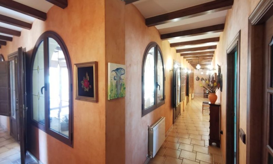 Resale - Villa -
Orihuela - Inland