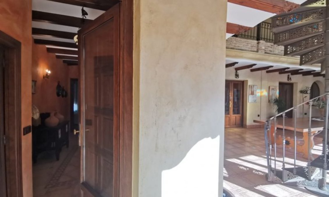 Resale - Villa -
Orihuela - Inland