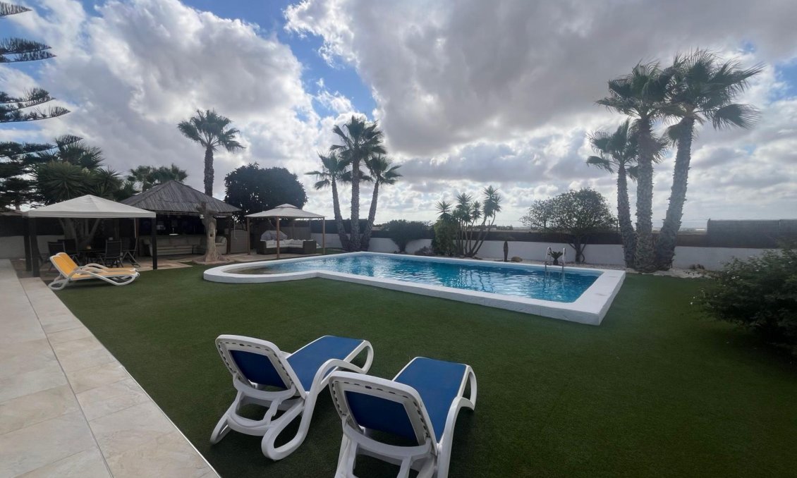 Wiederverkauf - Villa -
Gea Y Truyols - Inland