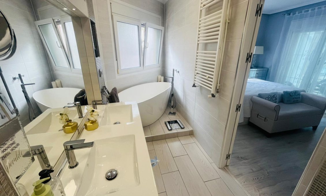 Wiederverkauf - Villa -
Gea Y Truyols - Inland